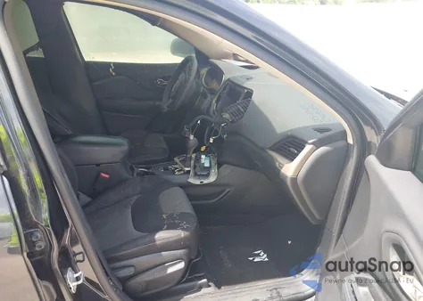 2014 Jeep Cherokee Sport из США, поврежденный, VIN 1C4PJLAB1EW143136